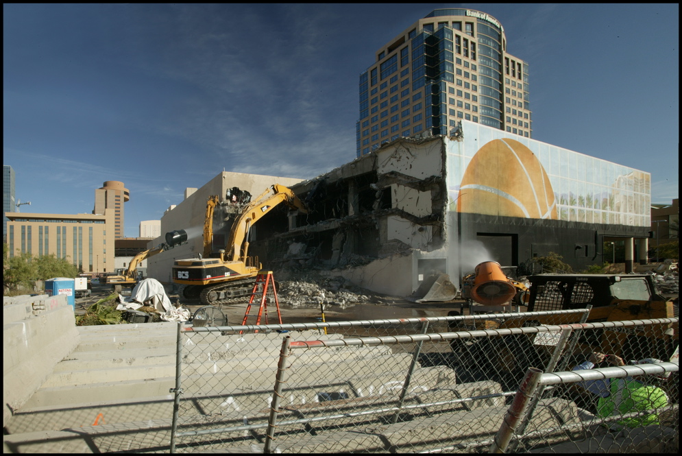 Phoenix Photography Same buildings, new skills (fit in, neighborhoods